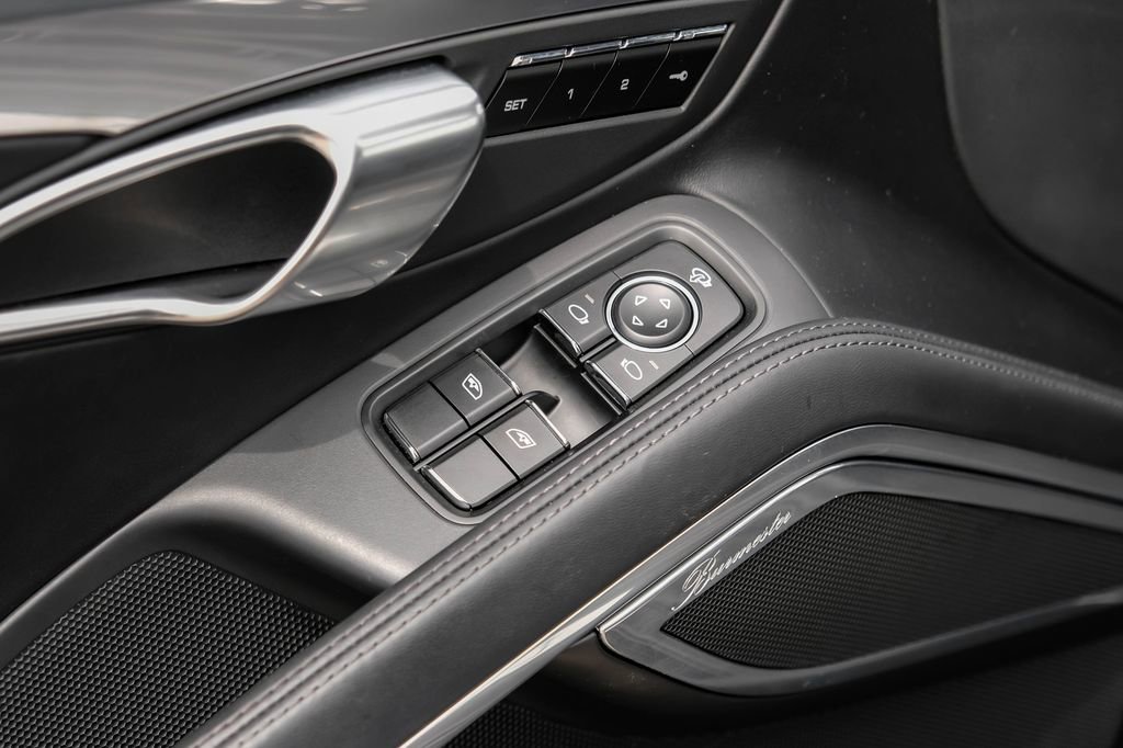 Used 2014 Porsche 911 Turbo AWD/4WD image 39