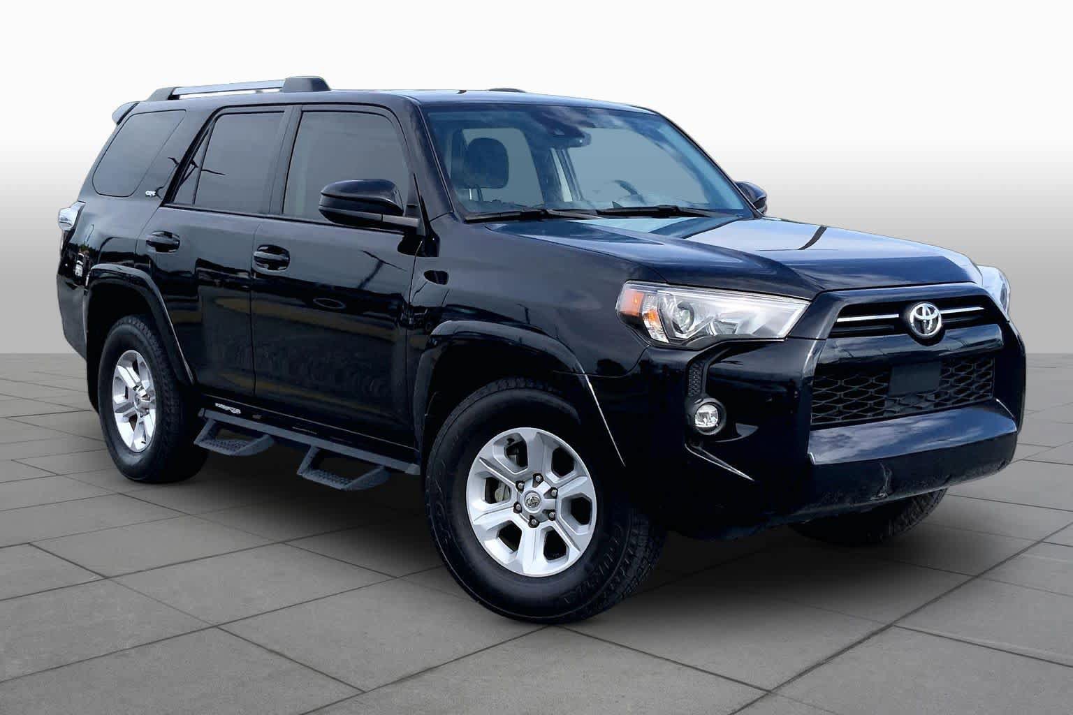 Used 2022 Toyota 4Runner SR5 RWD image 3