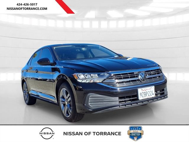 Used 2023 Volkswagen Jetta SE w/ Panoramic Sunroof Package FWD video 1