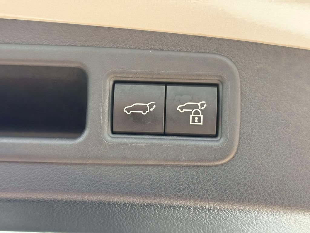 Used 2023 Lexus RX 350 Premium w/ Accessory Package AWD/4WD image 9