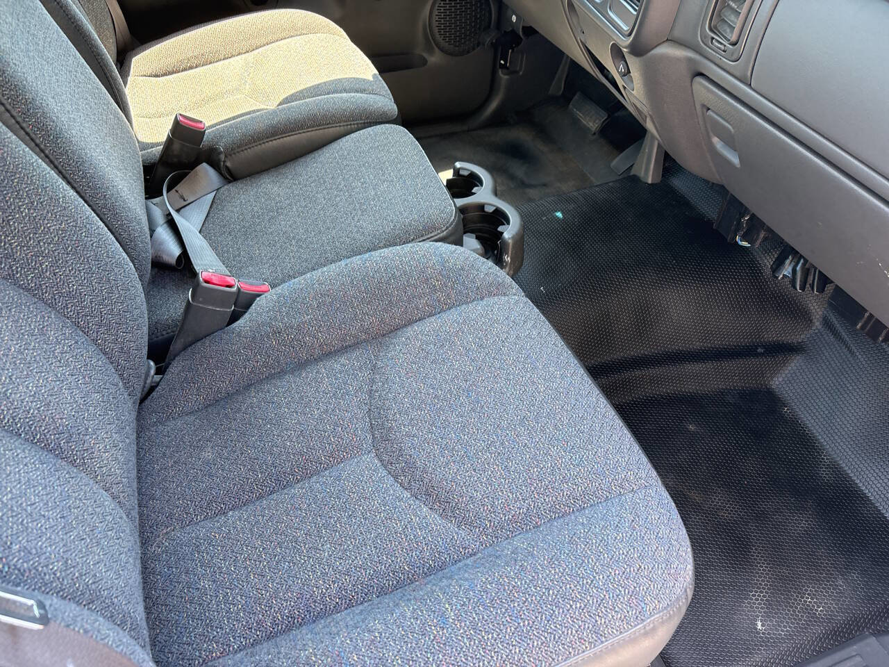 Used 2006 Chevrolet Silverado 1500 W/T RWD image 6