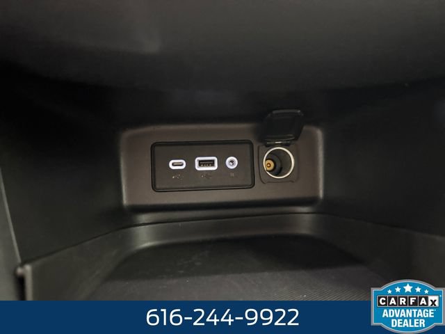 Used 2019 Chevrolet Equinox LT AWD/4WD image 16