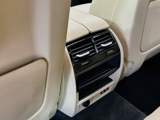 Used 2022 BMW 530i xDrive w/ Convenience Package AWD/4WD image 26