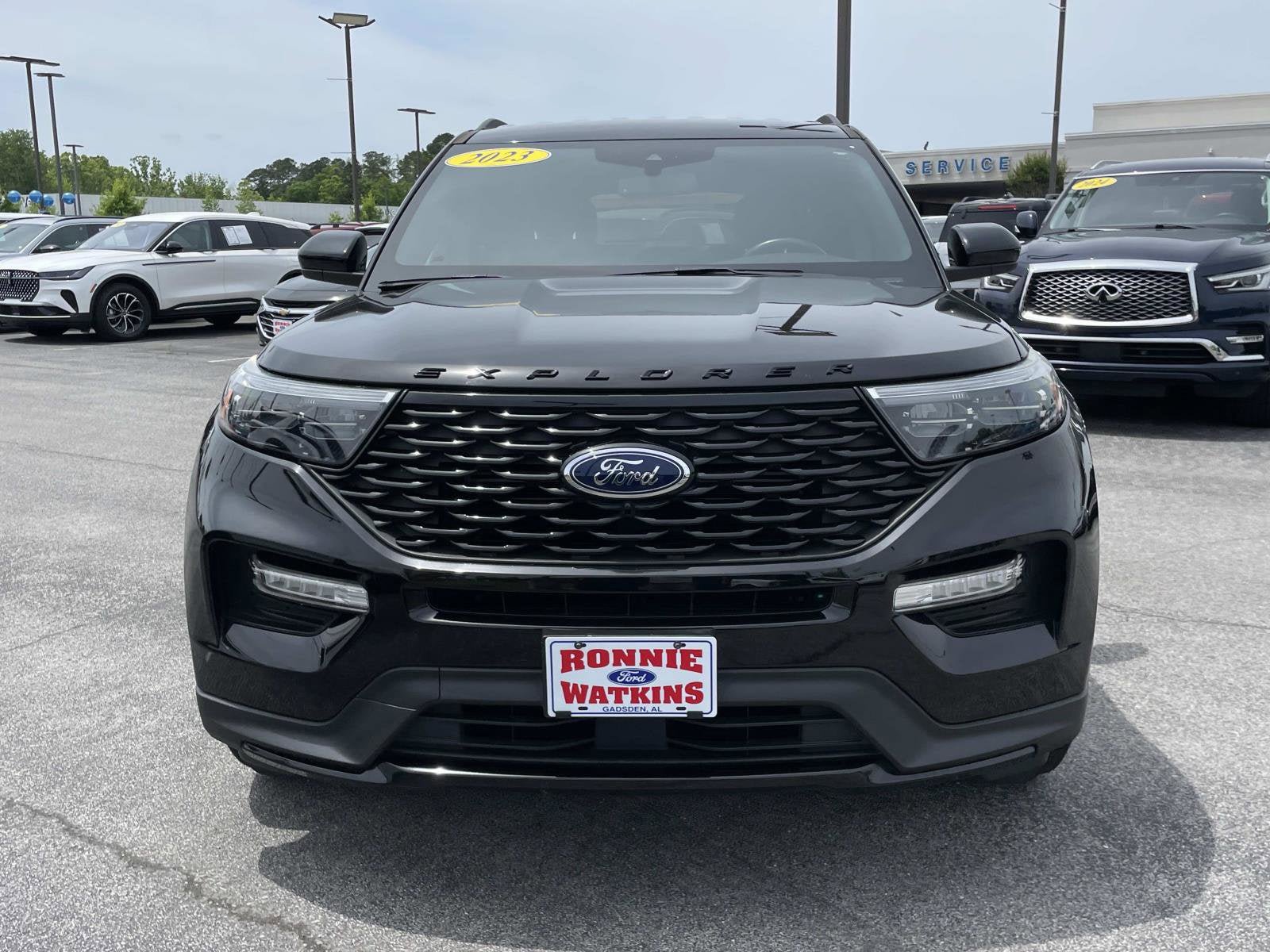 Used 2023 Ford Explorer ST-Line w/ Class IV Trailer Tow Package RWD image 10
