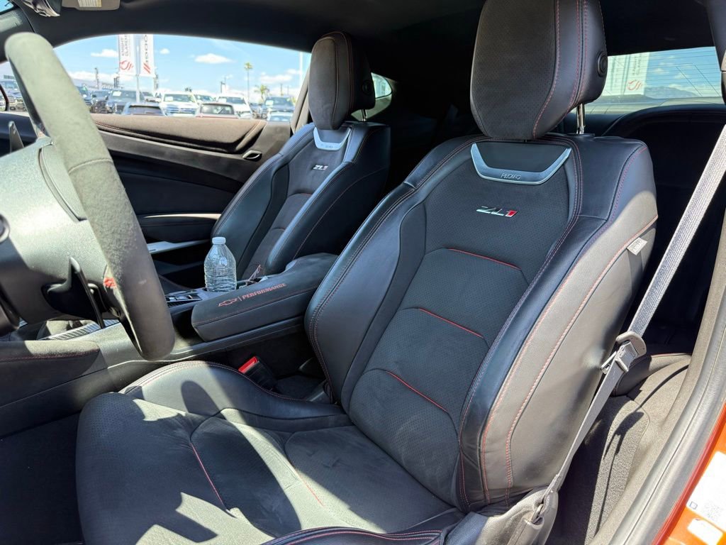 Used 2022 Chevrolet Camaro ZL1 RWD image 5