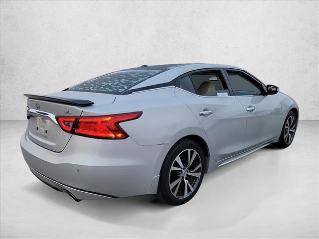 Used 2016 Nissan Maxima 3.5 SL w/ Interior Lighting Package image 5