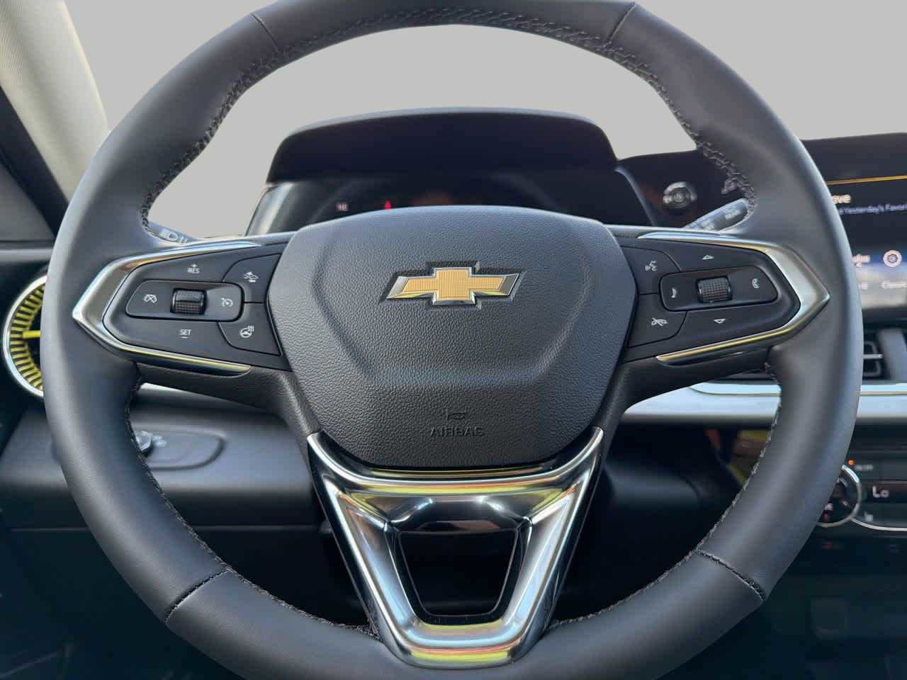 New 2026 Chevrolet Trax LT w/ Driver Confidence Package FWD image 27