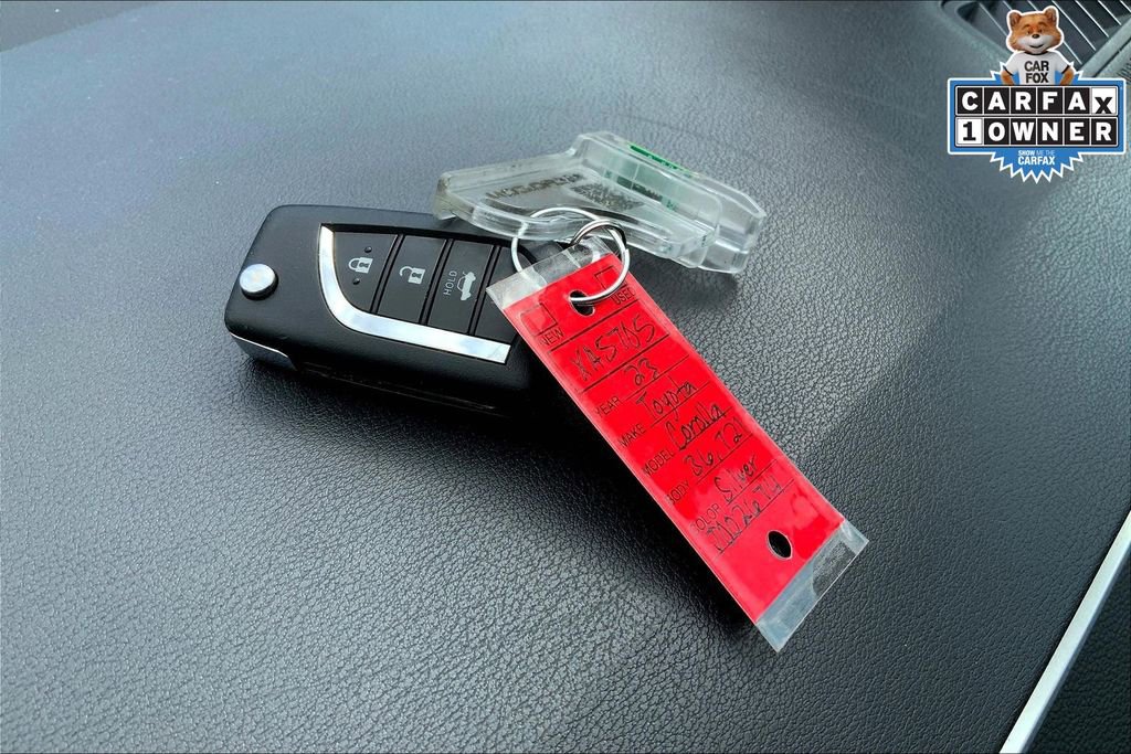 Used 2023 Toyota Corolla LE image 12