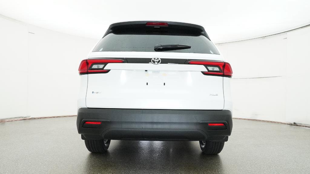 New 2026 Toyota Grand Highlander XLE image 17