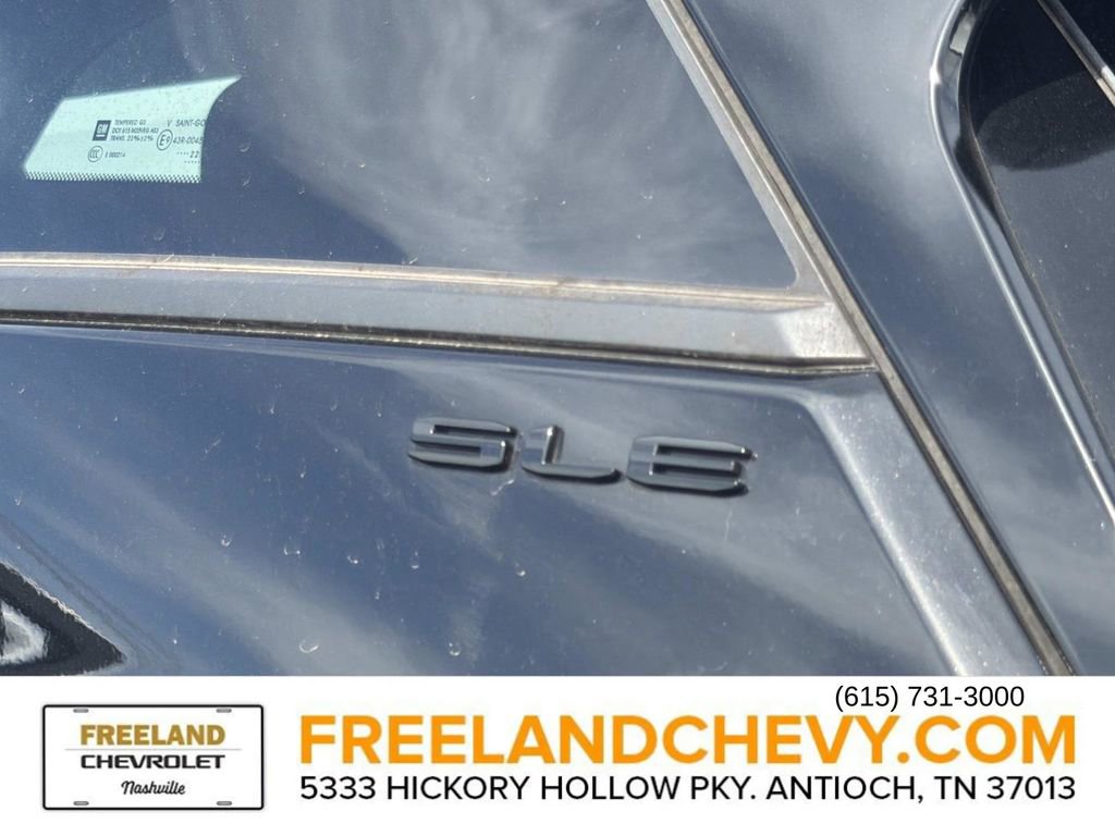 Used 2022 GMC Terrain SLE w/ Driver Convenience Package FWD image 5