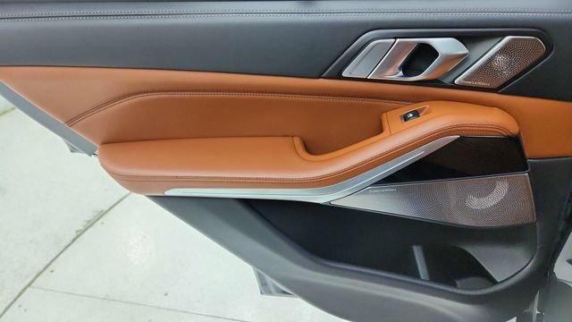 Used 2023 BMW X5 M50i w/ Executive Package image 32