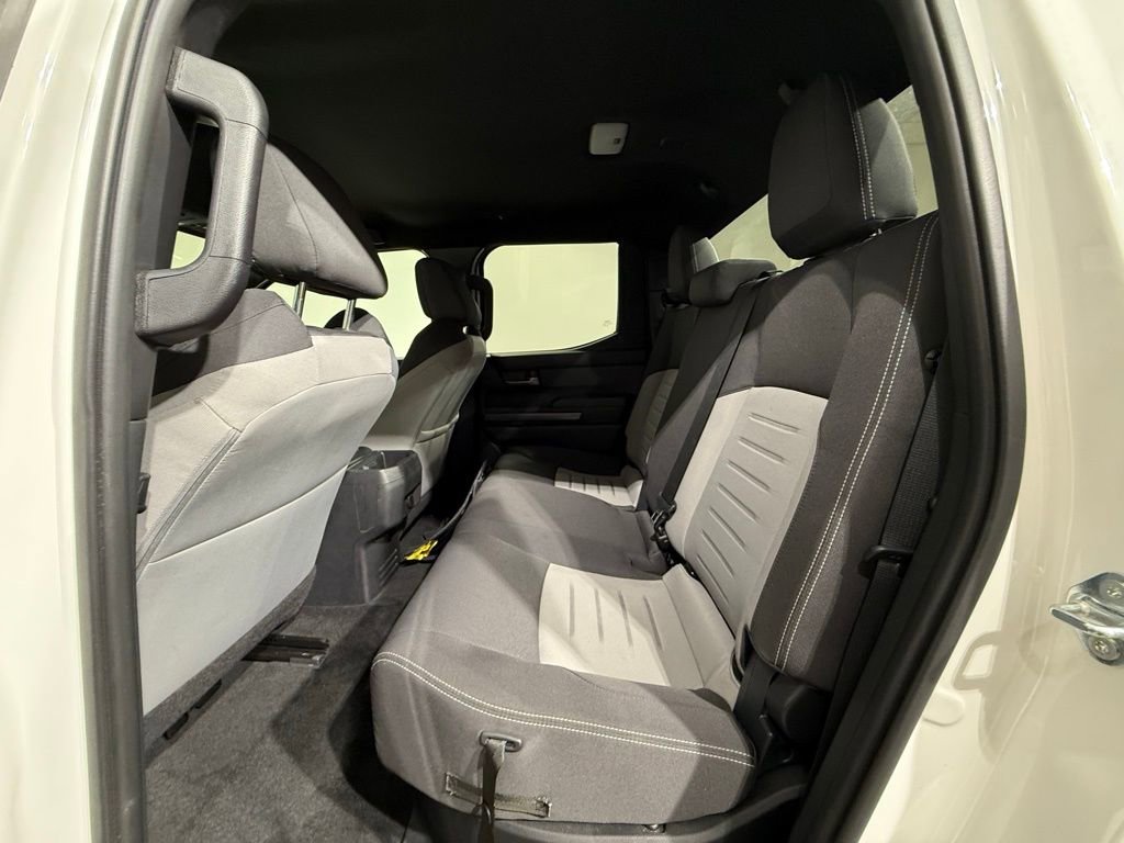 Certified 2025 Toyota Tacoma TRD Off-Road image 17