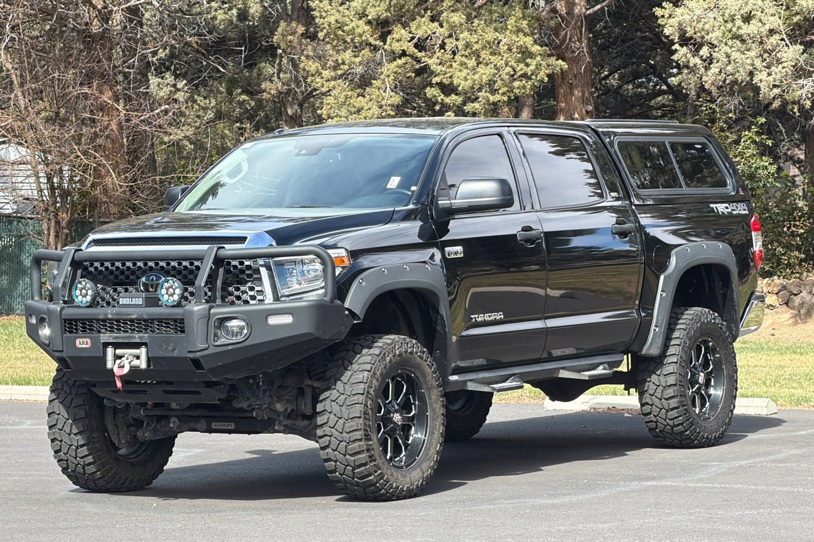 Used 2018 Toyota Tundra SR5 w/ TRD Off Road Package image 8