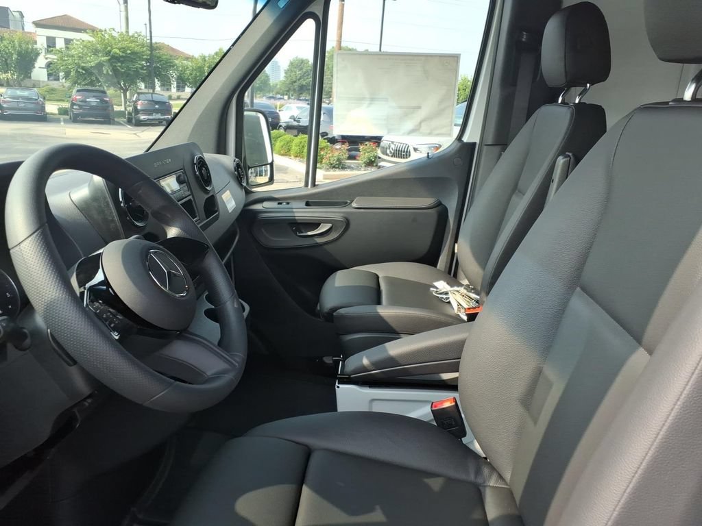 New 2026 Mercedes-Benz Sprinter 2500 image 14