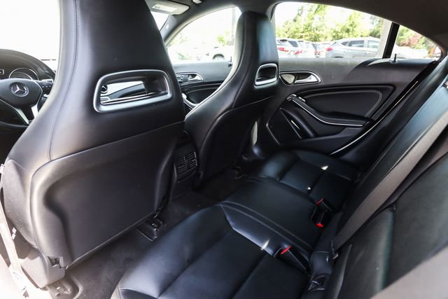 Used 2014 Mercedes-Benz CLA 250 image 42