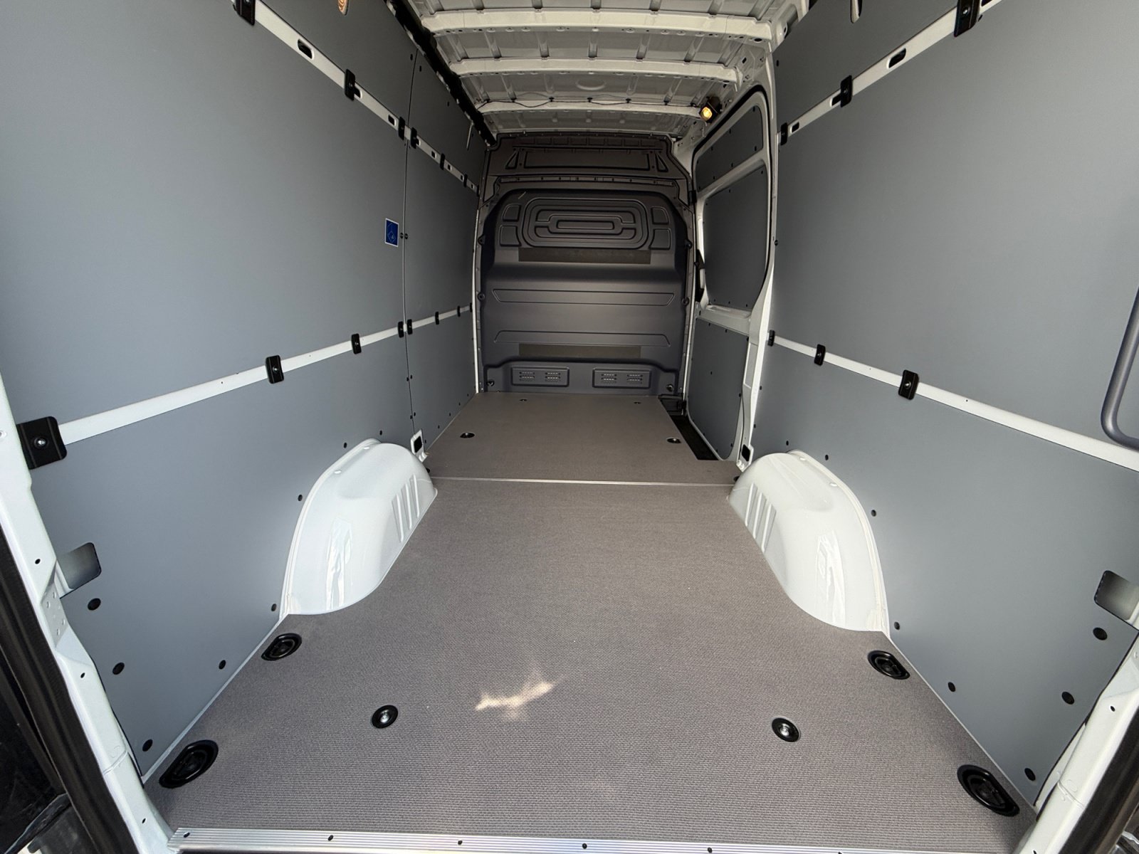 New 2025 Mercedes-Benz Sprinter 2500 image 17