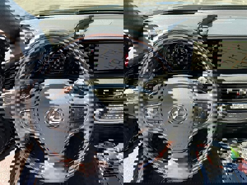 Used 2018 Lexus LS 500 AWD w/ Luxury Package image 35