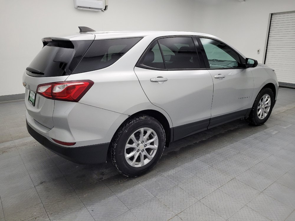 Used 2019 Chevrolet Equinox LS w/ LS Convenience Package image 10