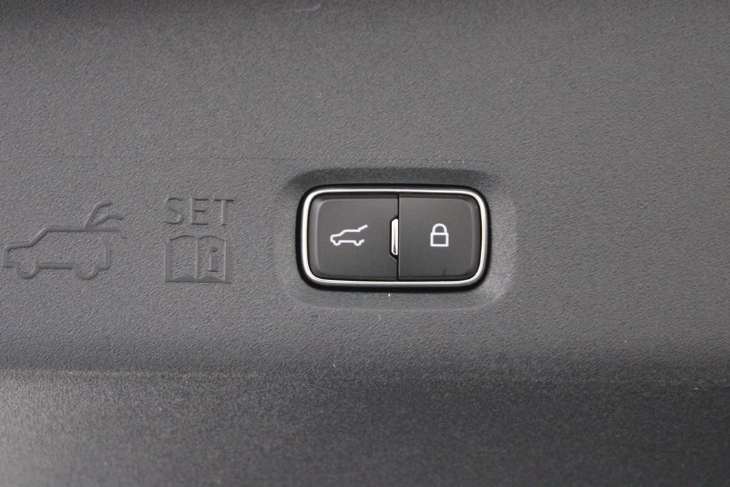 New 2026 Lincoln Navigator Reserve image 18