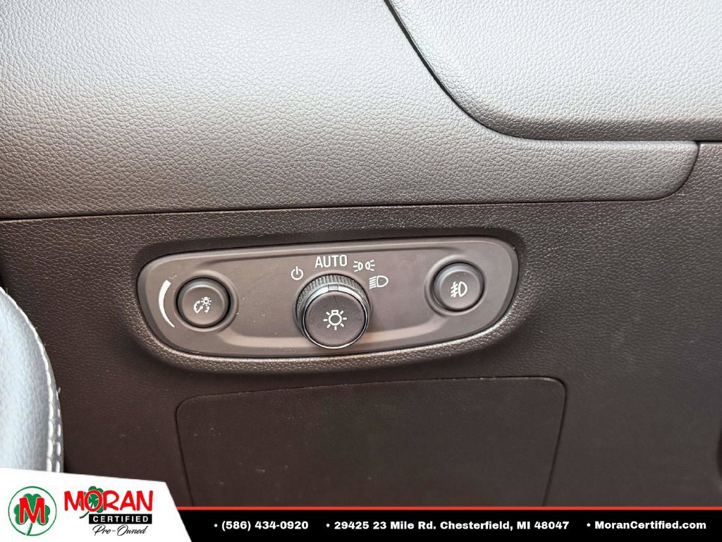 Used 2023 Buick Encore GX Essence w/ Experience Buick Package FWD image 27