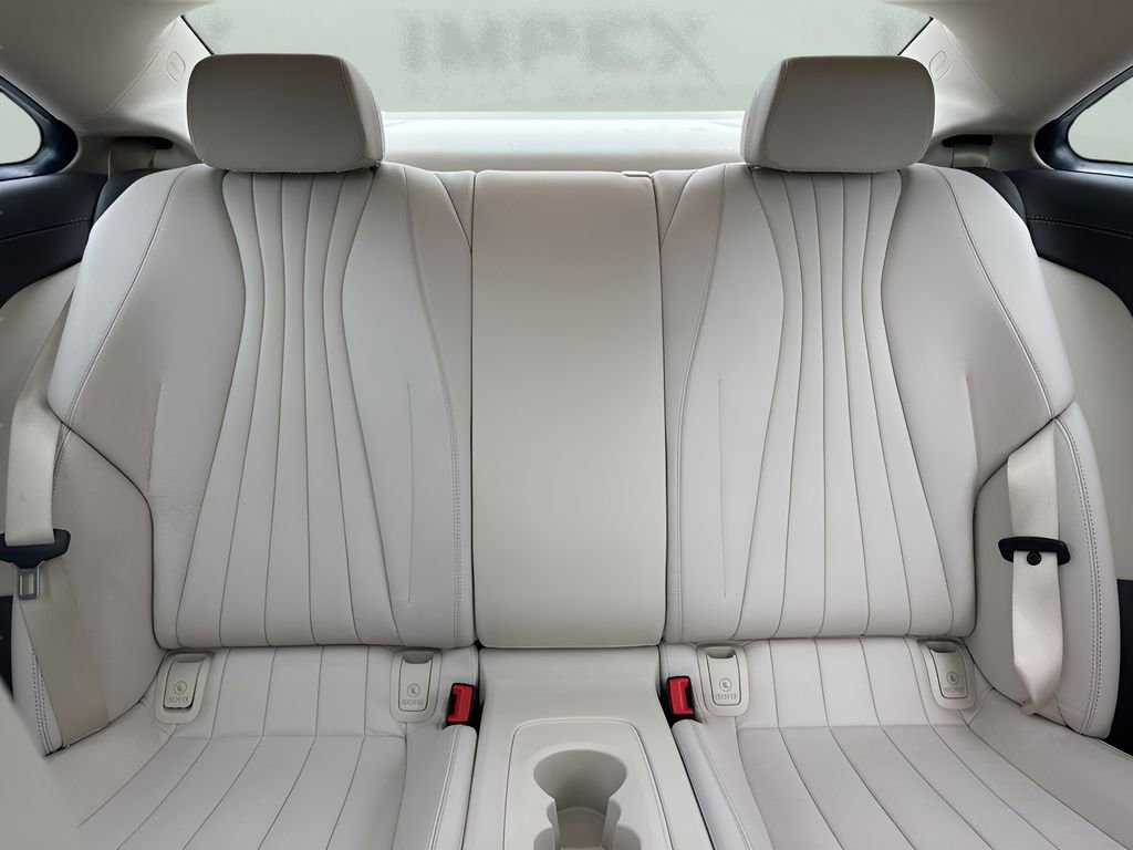 Used 2019 Mercedes-Benz E 450 Coupe w/ AMG Line Package image 12