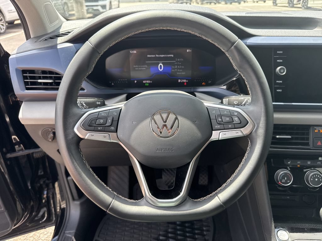 Used 2023 Volkswagen Taos SE FWD image 14