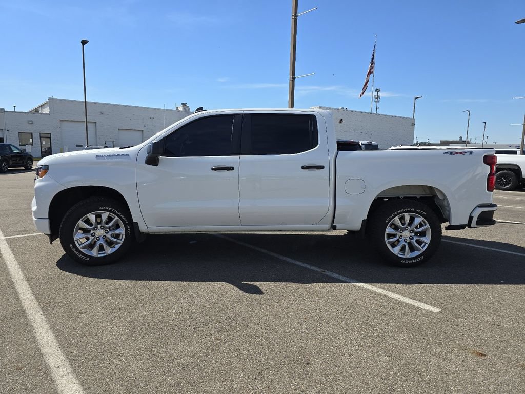 Used 2023 Chevrolet Silverado 1500 Custom AWD/4WD image 13