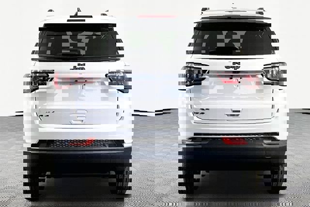 New 2026 Jeep Compass Latitude image 5