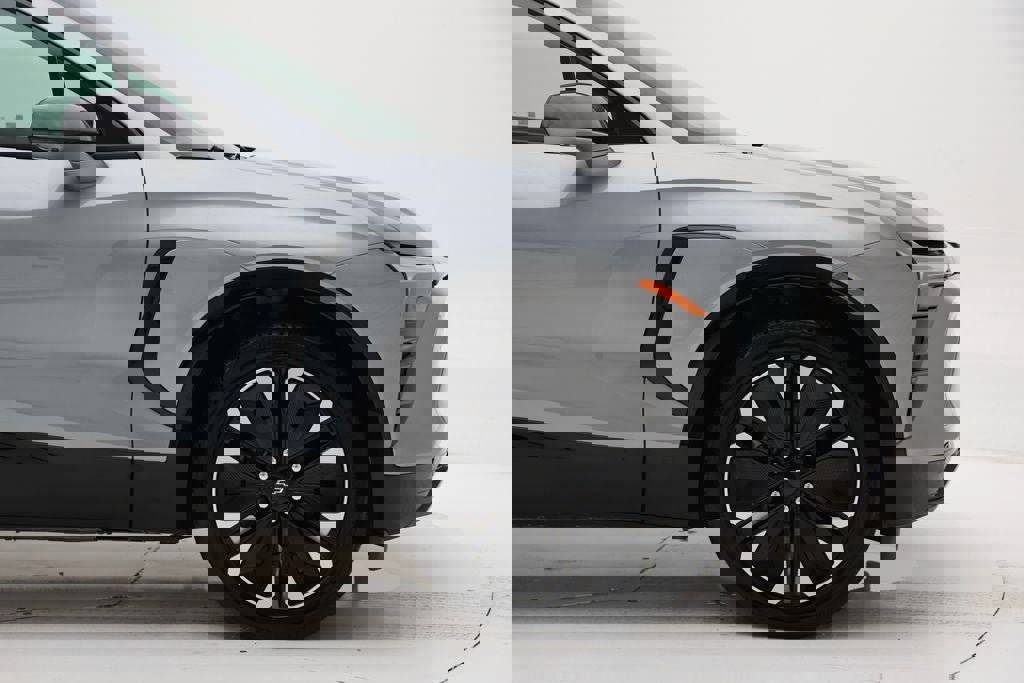 Used 2024 Chevrolet Blazer EV RS image 3