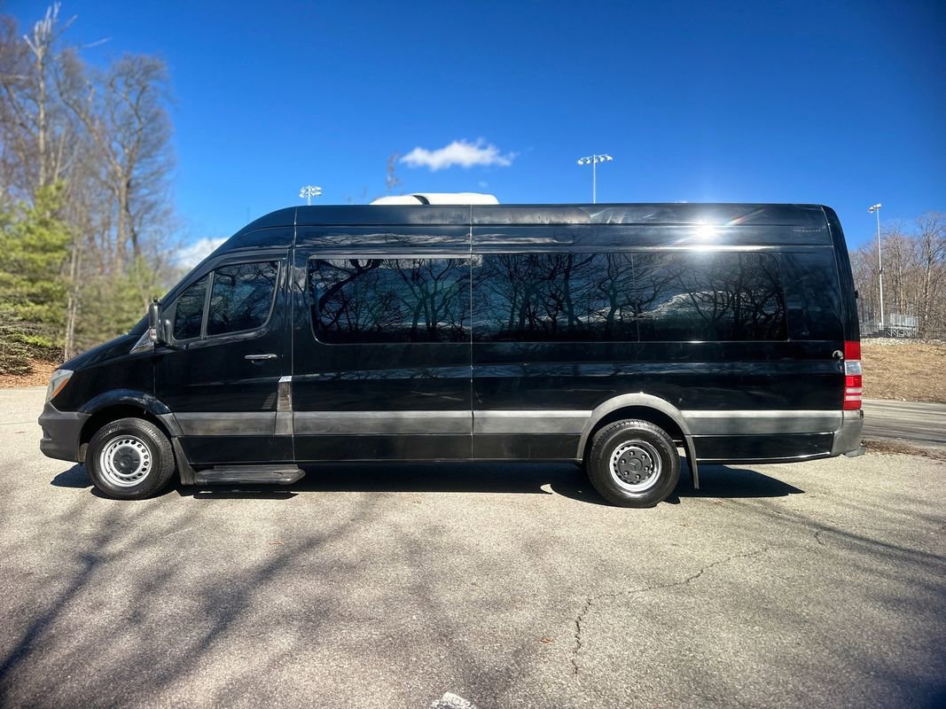 Used 2016 Mercedes-Benz Sprinter 3500 image 4