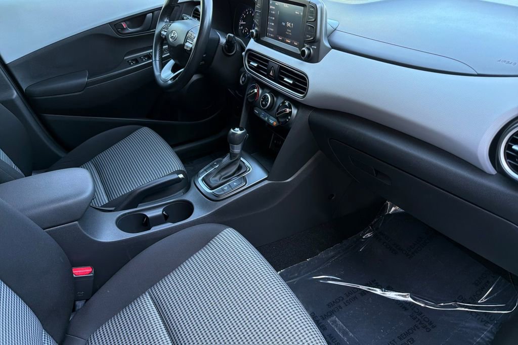 Used 2020 Hyundai Kona SEL FWD image 13