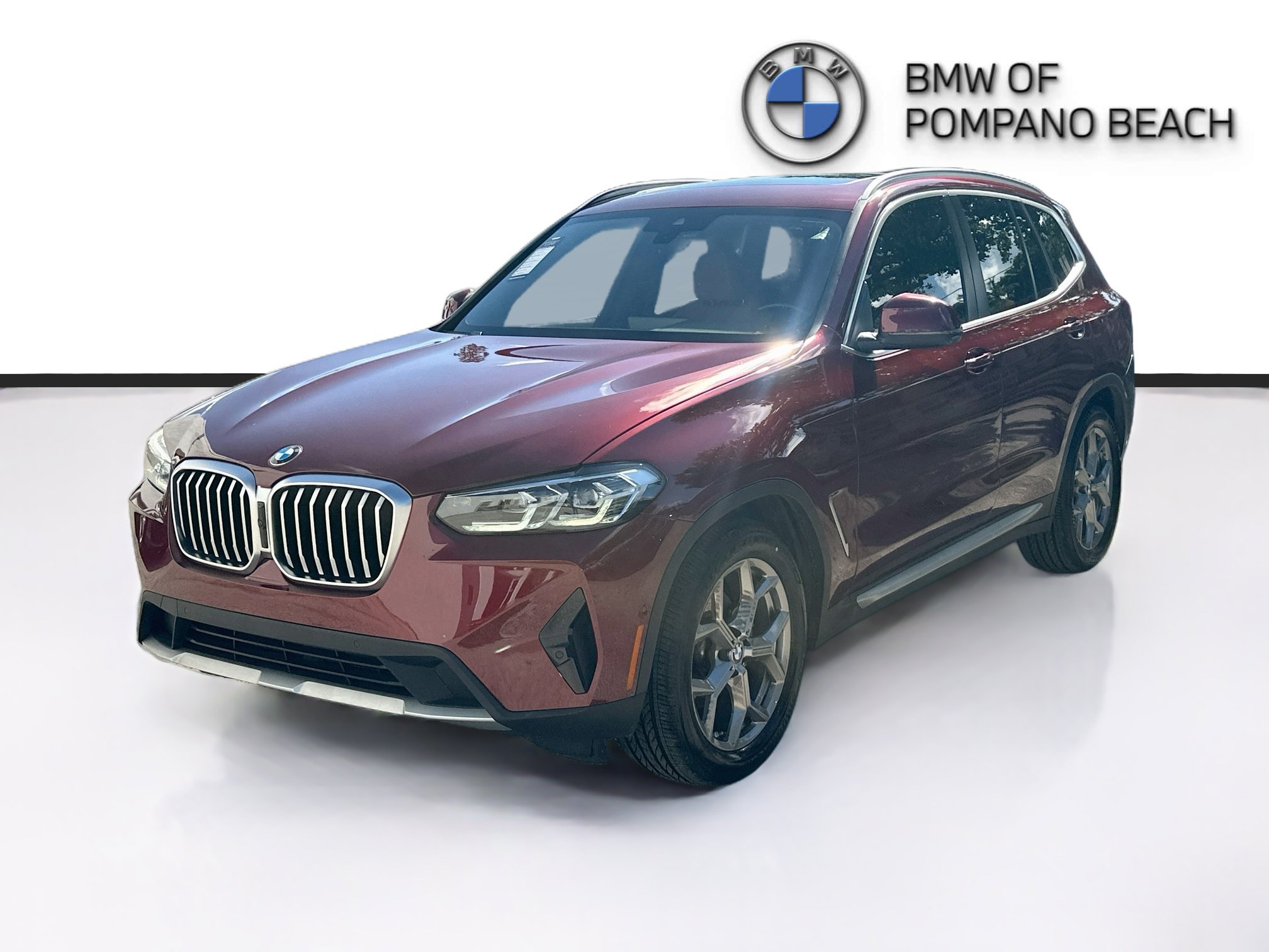 Used 2024 BMW X3 sDrive30i w/ Convenience Package RWD image 3