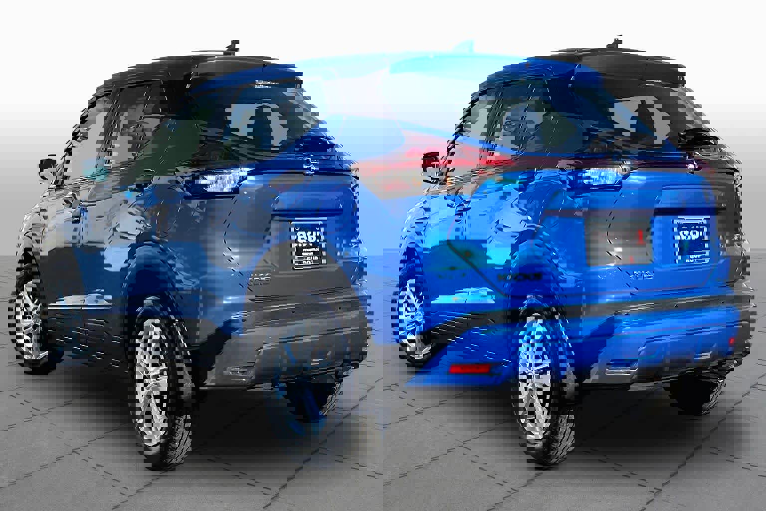 Used 2021 Nissan Kicks S FWD image 12