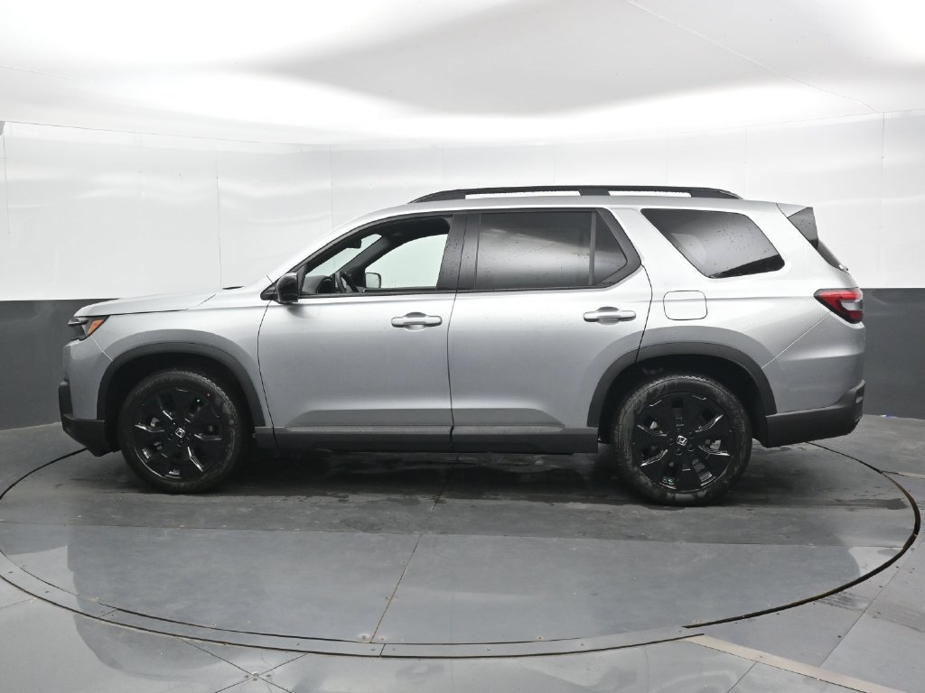 New 2026 Honda Pilot Black Edition image 7