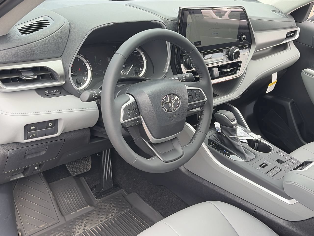 New 2026 Toyota Highlander XLE AWD/4WD image 10
