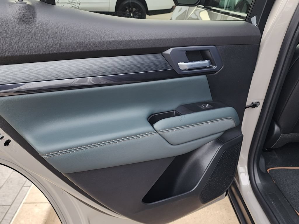 New 2026 GMC Terrain AT4 AWD/4WD image 43