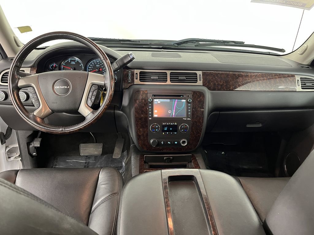 Used 2013 GMC Sierra 3500 Denali image 18