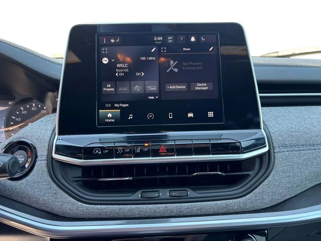 Used 2026 Jeep Compass Latitude image 16