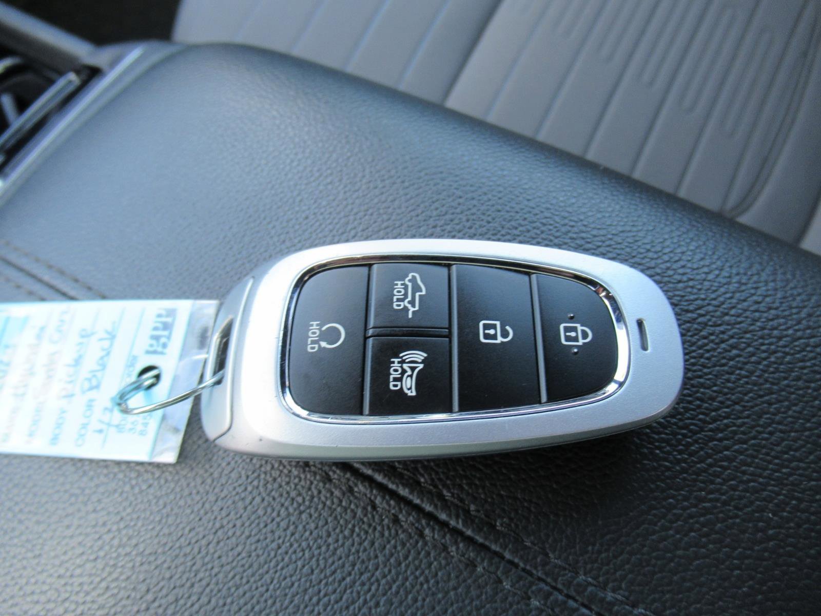 Used 2023 Hyundai Santa Cruz SEL Premium w/ Cargo Package AWD/4WD image 32
