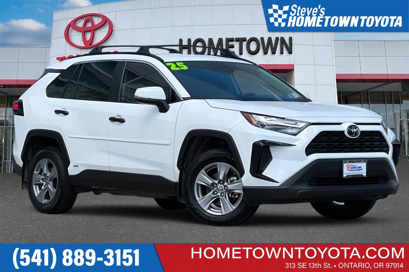 Used 2025 Toyota RAV4 XLE AWD/4WD image 1