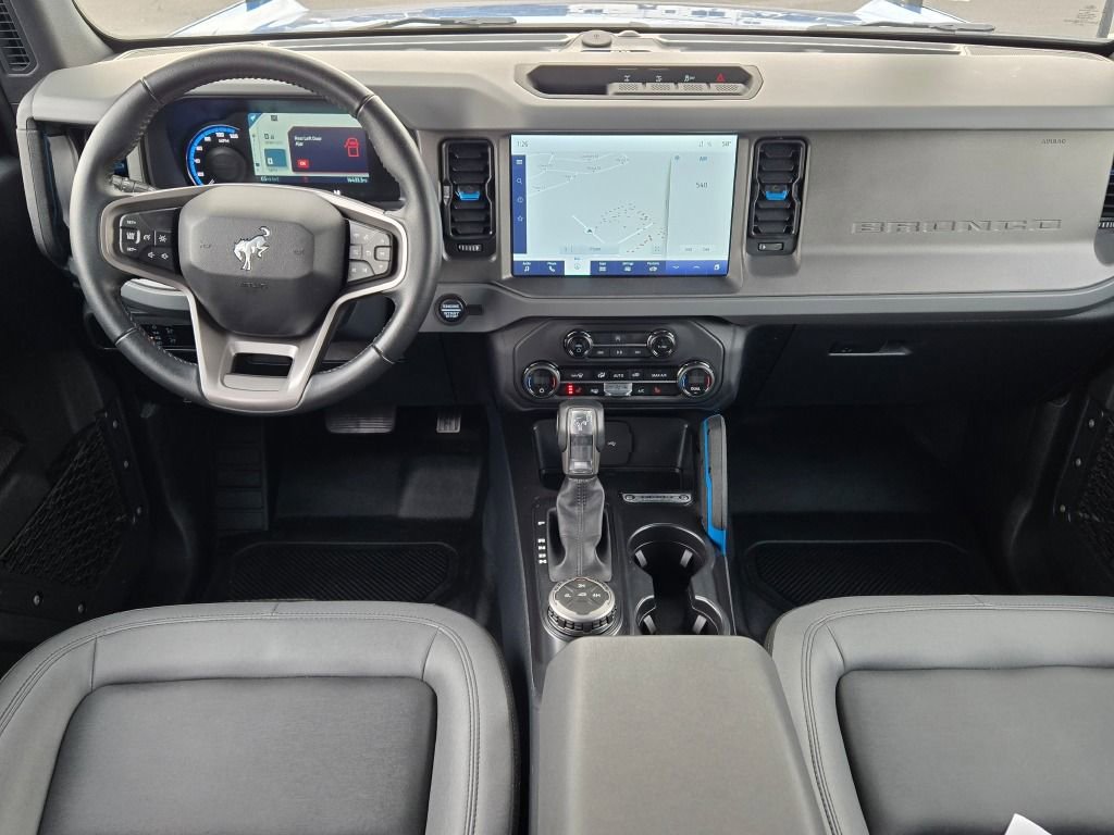 Used 2024 Ford Bronco Black Diamond image 18