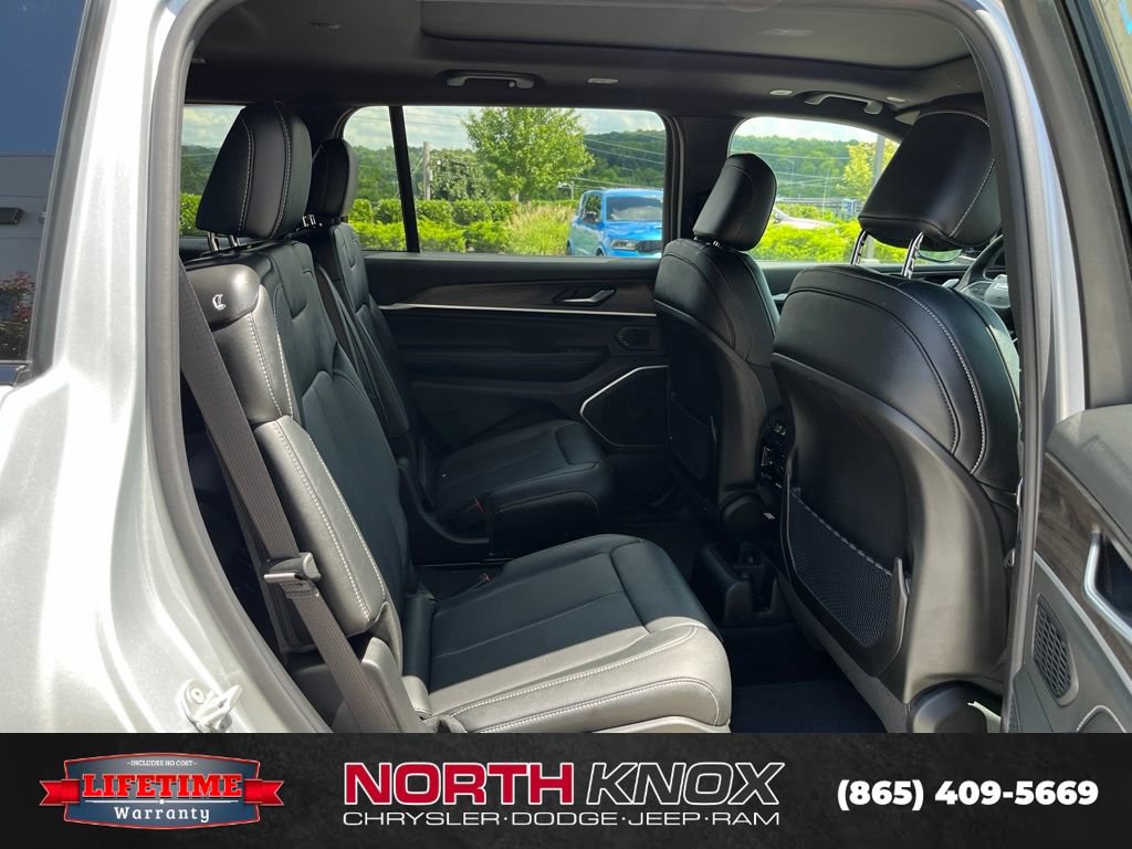 New 2026 Jeep Grand Cherokee L Limited AWD/4WD image 24