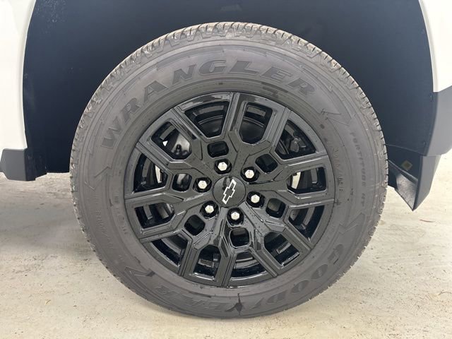 New 2026 Chevrolet Colorado W/T w/ WT Custom Package image 34