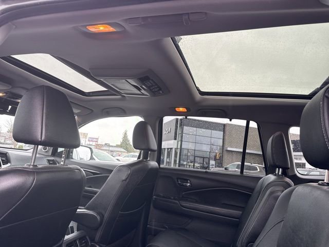 Used 2018 Honda Pilot Elite image 19