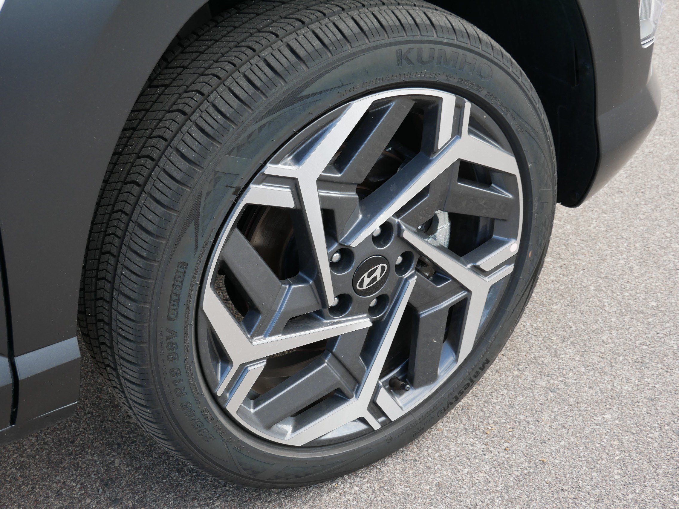 Certified 2026 Hyundai Kona SEL Premium AWD/4WD image 15