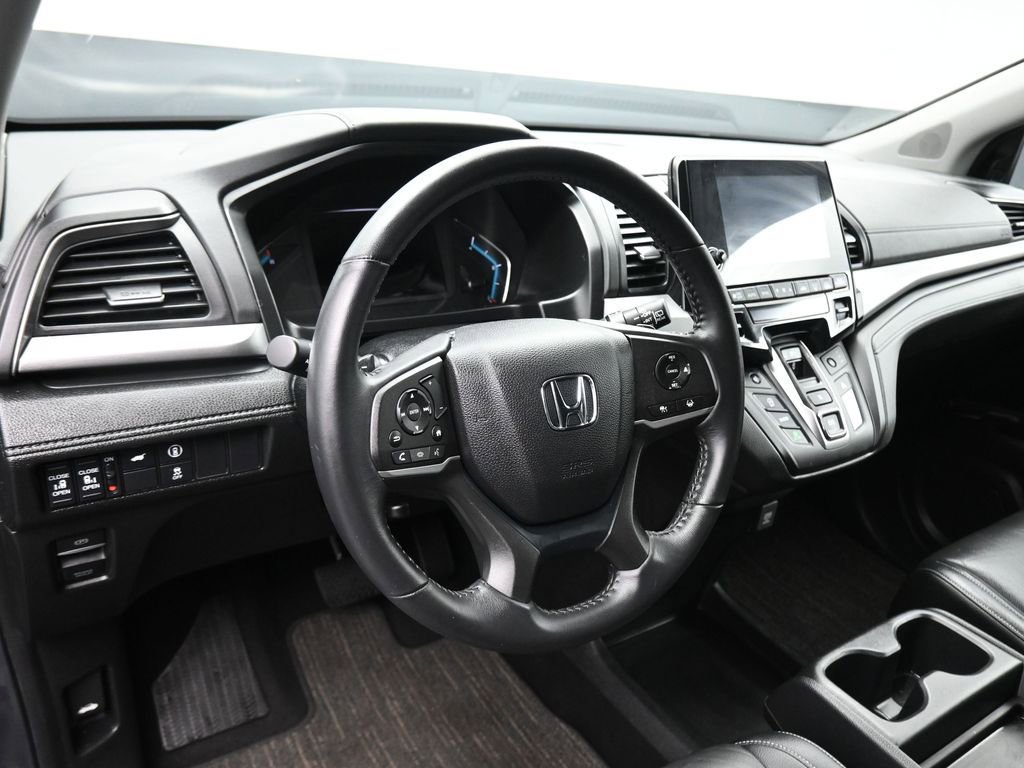 Used 2024 Honda Odyssey EX-L image 13
