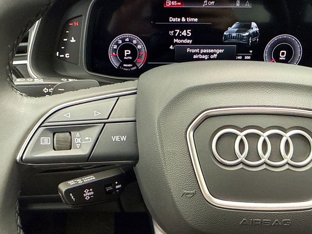 Used 2023 Audi Q7 2.0T Premium w/ Convenience Package AWD/4WD image 11