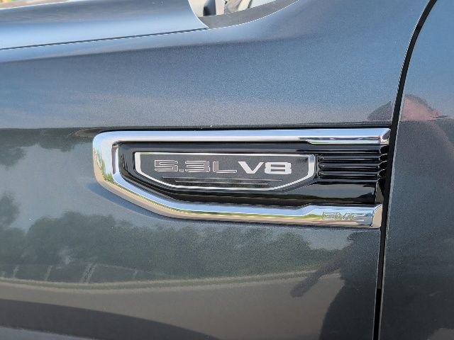Used 2019 GMC Sierra 1500 SLT w/ Driver Alert Package I AWD/4WD image 17