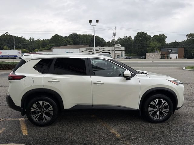 Certified 2023 Nissan Rogue SV w/ SV Premium B Package AWD/4WD image 9
