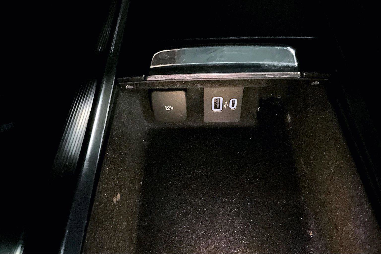 Used 2021 Lincoln Corsair AWD w/ Premium Package image 31